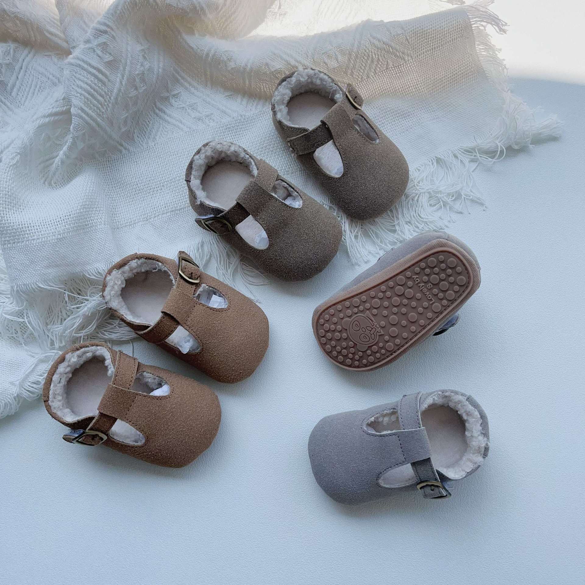 New Arrival In Winter Baby Girl Solid Color Plush Warm Anti-Slip Shoes-1