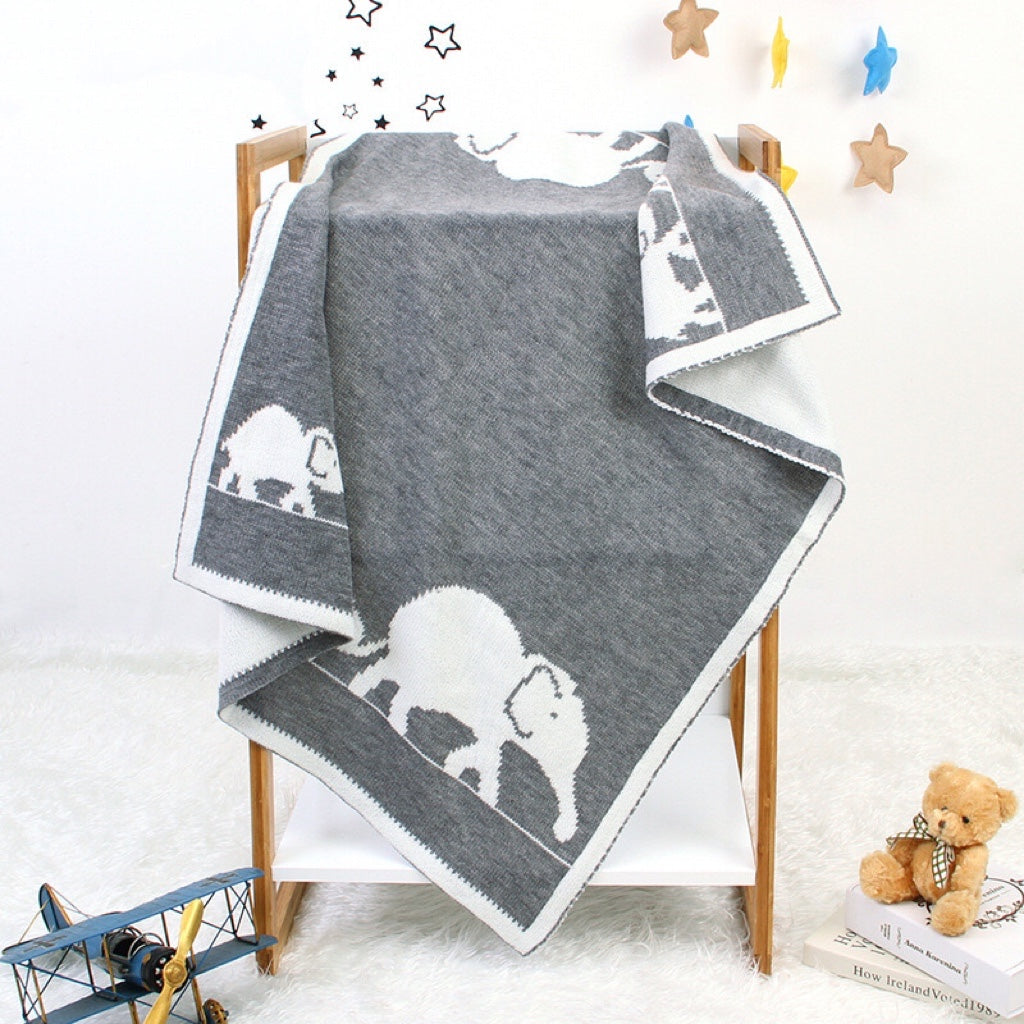 Kids Cartoon Elephant Embroidered Pattern Knittted Blanket-8
